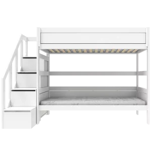 Etagenbett mit Treppe